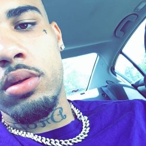 Meet your Posher, Latif